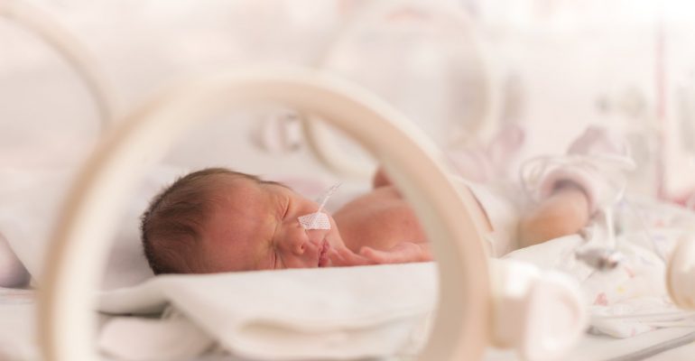 Premature,Newborn,Baby,Girl,In,The,Hospital,Incubator,After,C-section