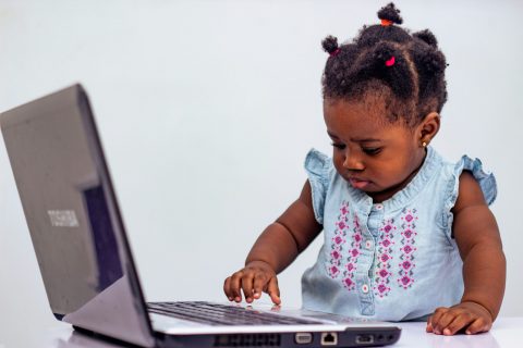 joseph-agboola-hdP2oxPc3GY-unsplash