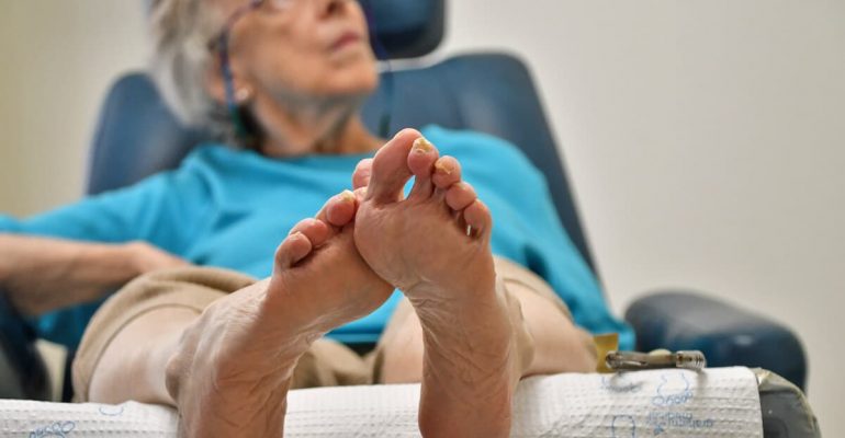 Podologia Geriátrica: cuidar dos pés, promover mobilidade e qualidade de vida.